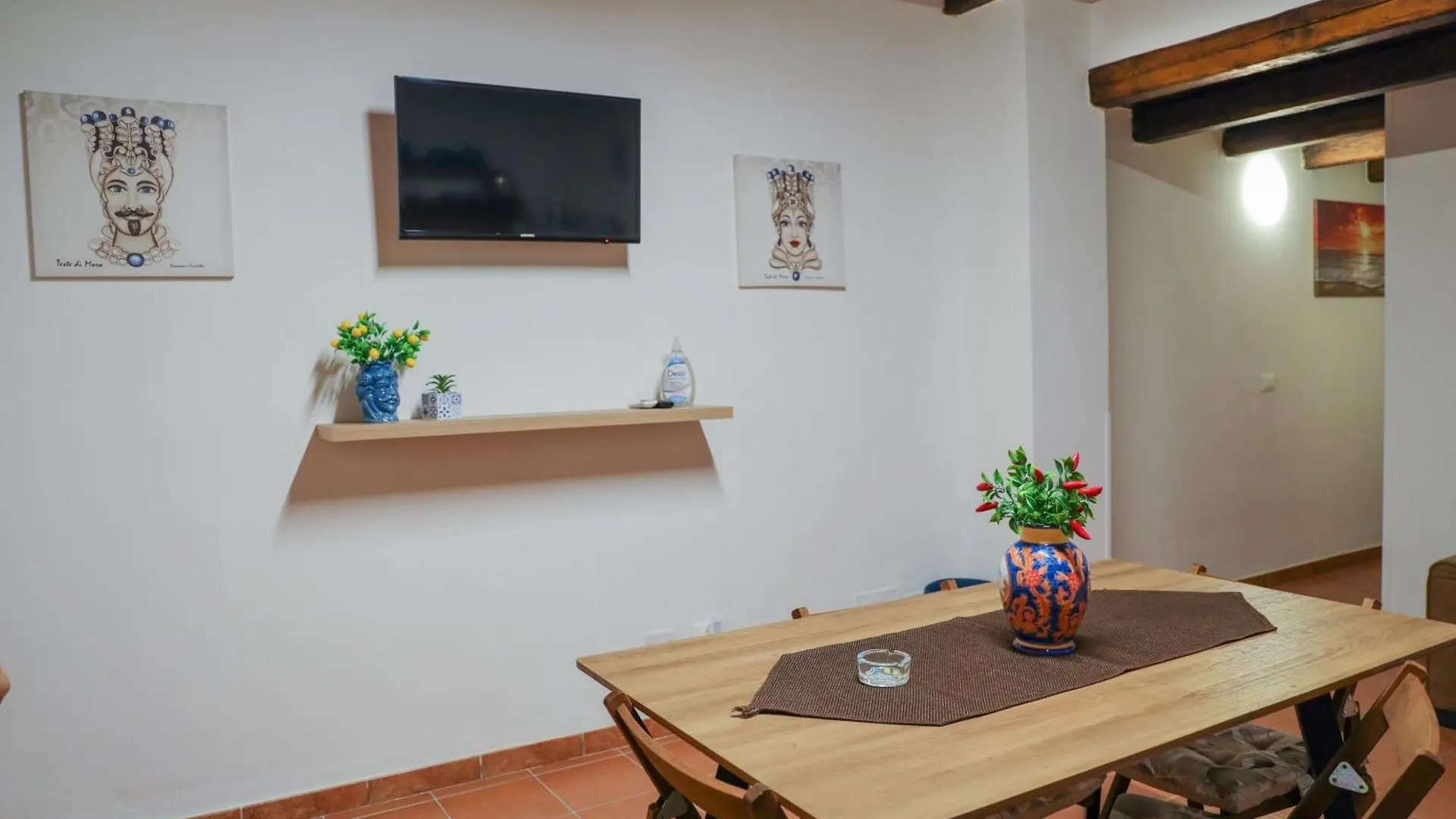 La Folkloressa Apartments Palermo Italy